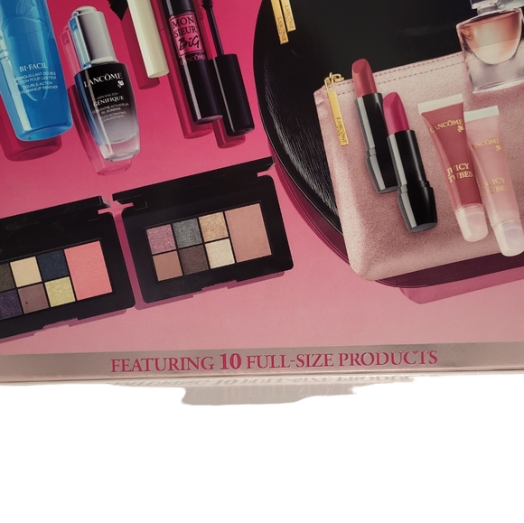 LancomeThe Parisian Holiday Case Make Up Set. - Picture 5 of 8